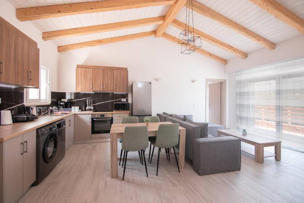 ליאפאדס Villa Di Pietra מראה חיצוני תמונה